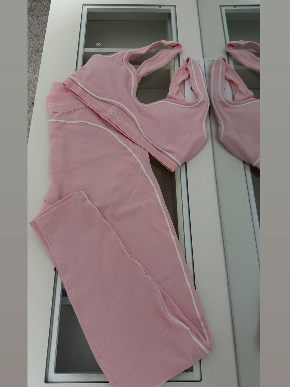 ALO Yoga Pink Seamless Sports Bra and Leggings Set